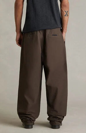 Fear of God ESSENTIALS Brown Pleated Baggy Pants