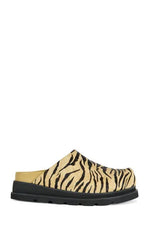 AZALEA WANG Women's Sarinda Tiger Calf Hair Flatform Mules