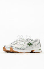 New Balance Gray & Green 740 Sneakers