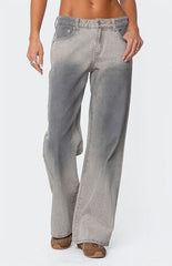 Edikted Joe Loose Fit Low Rise Washed Jeans