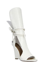 AZALEA WANG Women's Douma White Wedge Sandals
