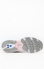 New Balance Pink 740 Sneakers