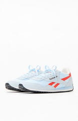 Reebok Women's Blue Classic AZ Waffle Knit Sneakers